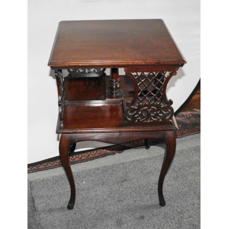 Kleines edwardianisches drehbares Bücherregal aus massivem Mahagoni