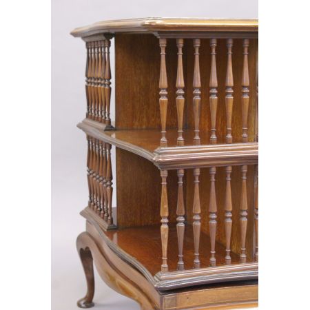 Antikes edwardianisches drehbares Bücherregal