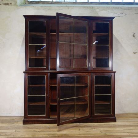 Regency Library Bookcase aus Mahagoni Massivholz antik