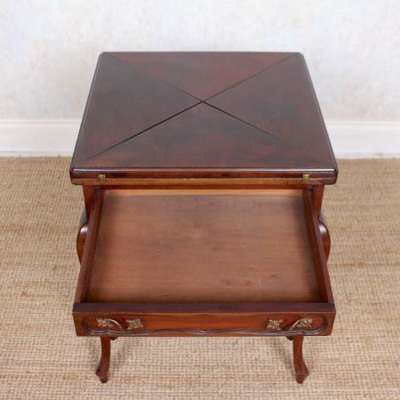 Antiker Envelope Games Table aus Mahagoni Massivholz 1900