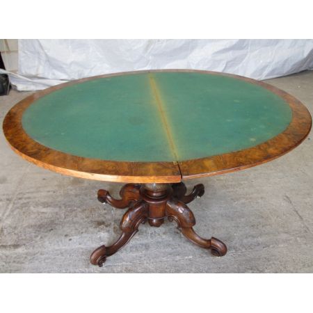 Antiker demi lune Games Table aus Wurzelnussholz Massivholz 19. Jahrhundert