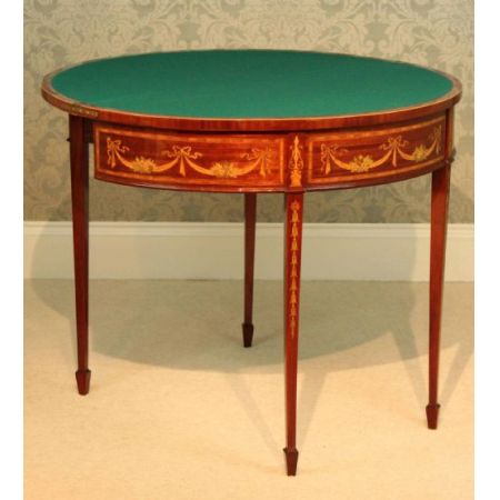 Antiker demi lune Games Table aus Mahagoni Massivholz 1890