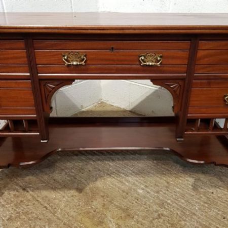 Antiker edwardianischer Mahagoni Schreibtisch