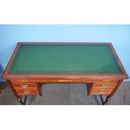 Antiker Mahagoni Schreibtisch aus Massivholz