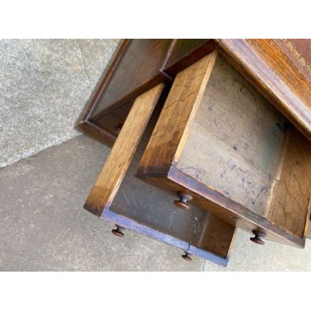 Antiker Eichenholz Sockelschreibtisch aus dem 19. Jahrhundert