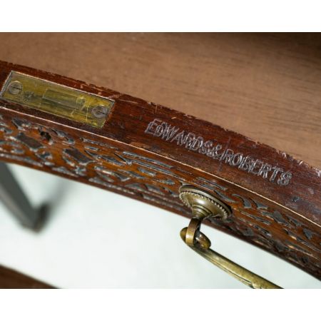 Antiker Ladies Desk von Edwards & Roberts