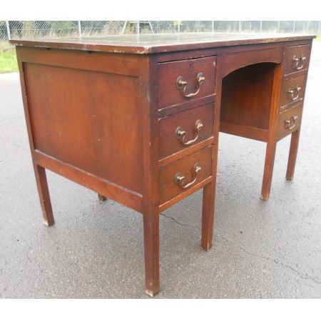 Antiker Pedestal Desk aus Eiche Massivholz