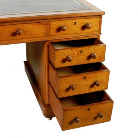 Antiker Pedestal Desk aus Eiche Massivholz 1880