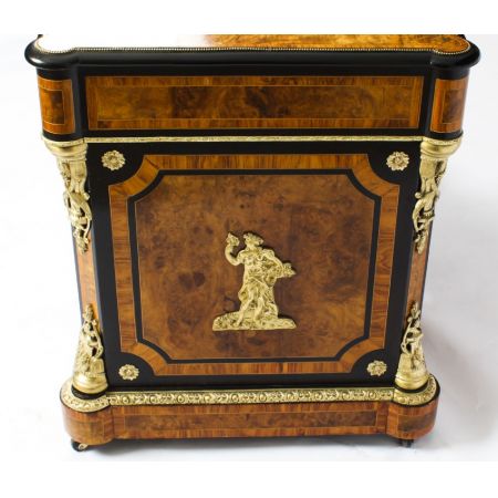 Antiker Pedestal Desk aus Wurzelnuss- und Olivenholz 1870