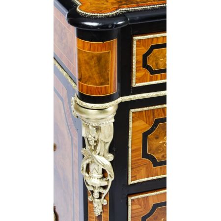 Antiker Pedestal Desk aus Wurzelnuss- und Olivenholz 1870