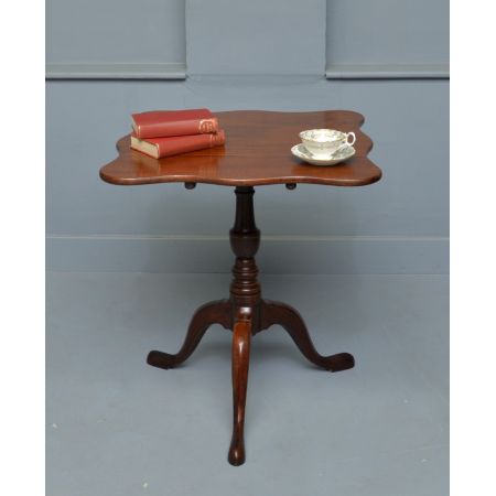 Antiker Mahagoni Weintisch