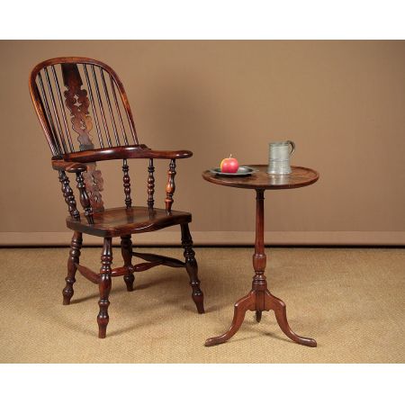 Antiker Stativ Weintisch aus massivem Eichenholz 