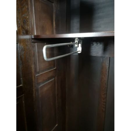 Antiker Kleiderschrank aus Eichenholz Massivholz 1920