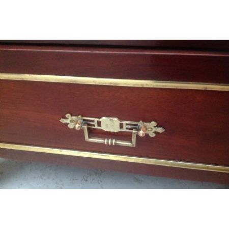 Antiker Schrank aus französischem Messing und Mahagoni von Paris Maker