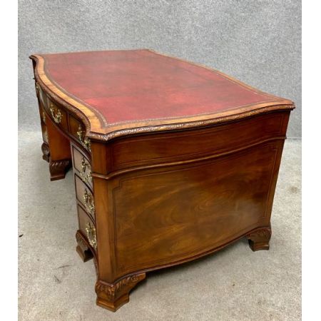 Hervorragender antiker Mahagoni-Partnerschreibtisch im Chippendale-Stil 