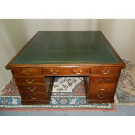 Großer antiker Eichenholz Partnerschreibtisch