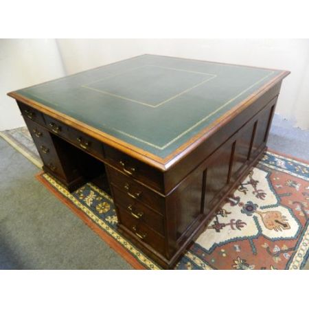 Großer antiker Eichenholz Partnerschreibtisch