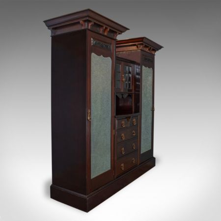 Antiker englischer Mahagoni Kleiderschrank von Maple und Co