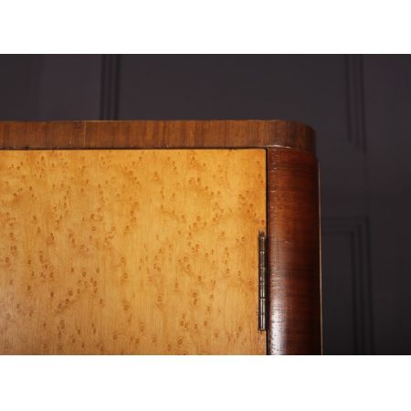 Antiker Art-Deco-Kleiderschrank aus Vogelaugenahorn