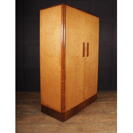 Antiker Art-Deco-Kleiderschrank aus Vogelaugenahorn