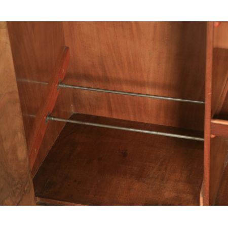 Antiker Art déco Kleiderschrank aus Nussbaumholz Massivholz 1930