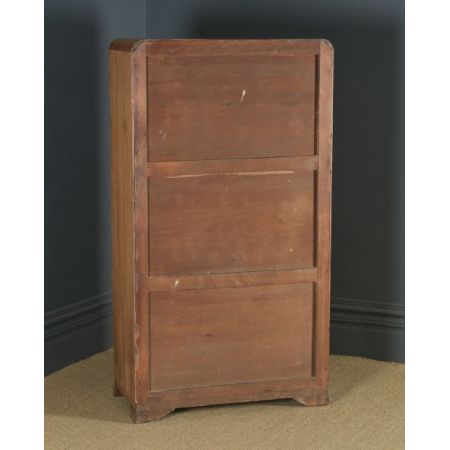 Antiker Art déco Kleiderschrank aus Nussbaumholz Massivholz 1930