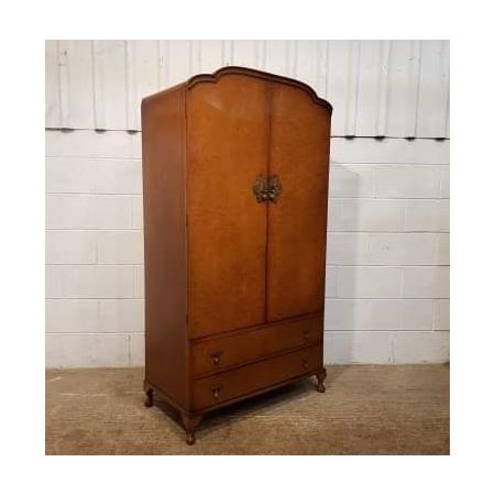 Antiker Kleiderschrank aus Ahorn- und Nussbaumholz Massivholz 1920