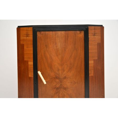 Antiker Art déco Compactum Kleiderschrank aus Nussbaumholz Massivholz 1930