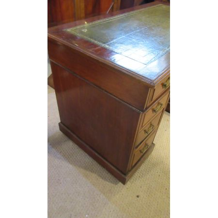 Antiker Schreibtisch aus der viktorianischen Epoche