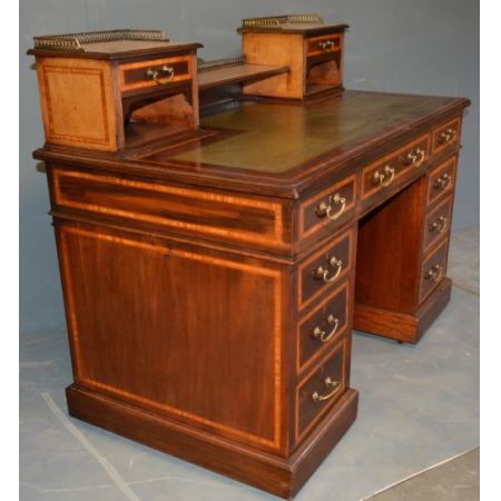 Antiker Inlaid Sockelschreibtisch aus Mahagoni