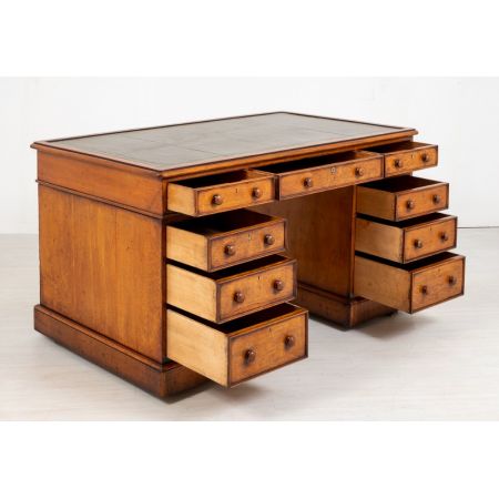 Antiker Sockelschreibtisch aus Eichenholz von ca 1860