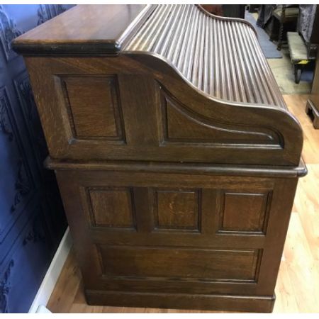 Antiker Roll-Top-Schreibtisch aus Eichenholz von Derby