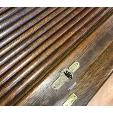 Antiker Roll-Top-Schreibtisch aus Eichenholz von Derby