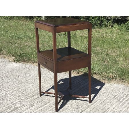 Antiker spätgeorgianischer Mahagoni-Nachttisch