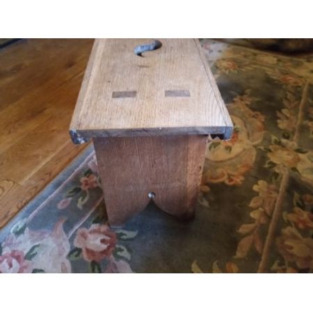 Antiker walisischer Hocker 