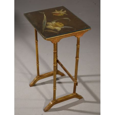 Antiker eleganter Beistelltisch aus dem späten 19. Jahrhundert