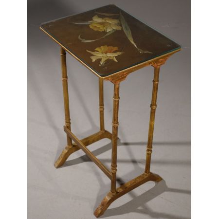 Antiker eleganter Beistelltisch aus dem späten 19. Jahrhundert