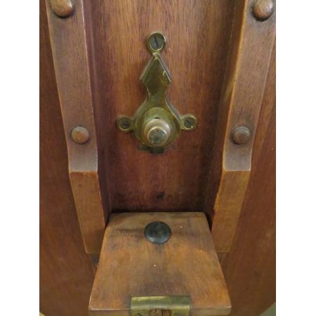 Antiker Beistelltisch aus Mahagoni