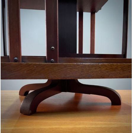 Kleines antikes Mahagoni Bücherregal aus dem frühen 20. Jahrhundert