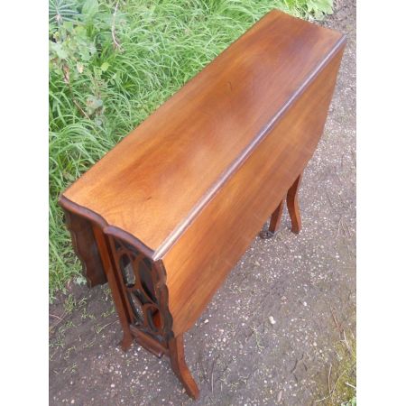 Antiker Mahagoni Drop Leaf Couchtisch