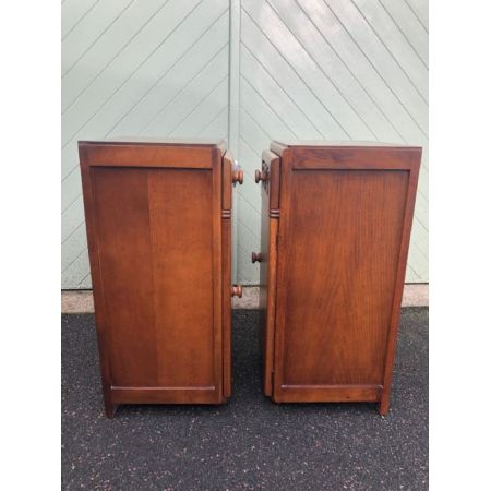 Antikes Paar   ART DECO Nachttische aus Eichenholz