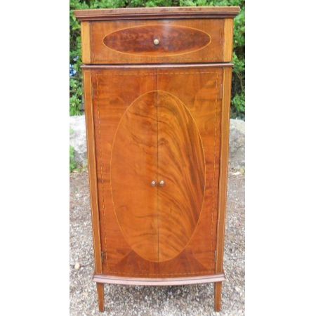 Schmaler antiker Inlaid Schrank aus Mahagoni