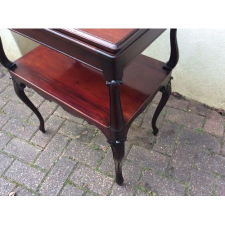 Antiker Karten-/Spieltisch aus Mahagoni Massivholz 20. Jahrhundert