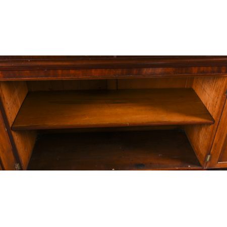 Antiker Breakfront Bücherschrank aus Flame Mahagoni