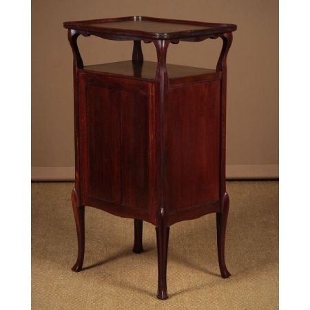 Antiker Seitenschrank im Jugendstil von ca 1910