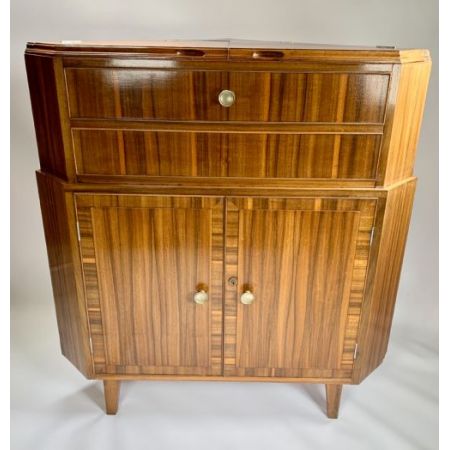 Antiker Eck-Cocktailschrank von Heaton Tabb & Co.