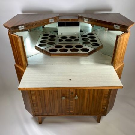 Antiker Eck-Cocktailschrank von Heaton Tabb & Co.