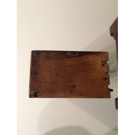 Antike Minaturkommode aus Mahagoni Massivholz 1820