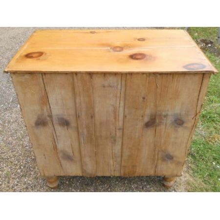 Antike Kommode aus Kiefernholz Massivholz 1850