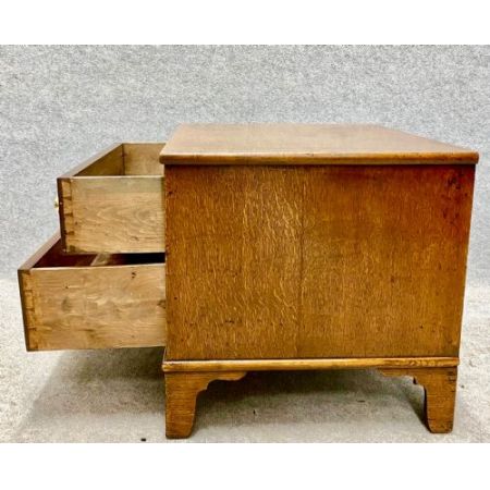 Antike Eichenholz Kommode aus dem 19. Jahrhundert